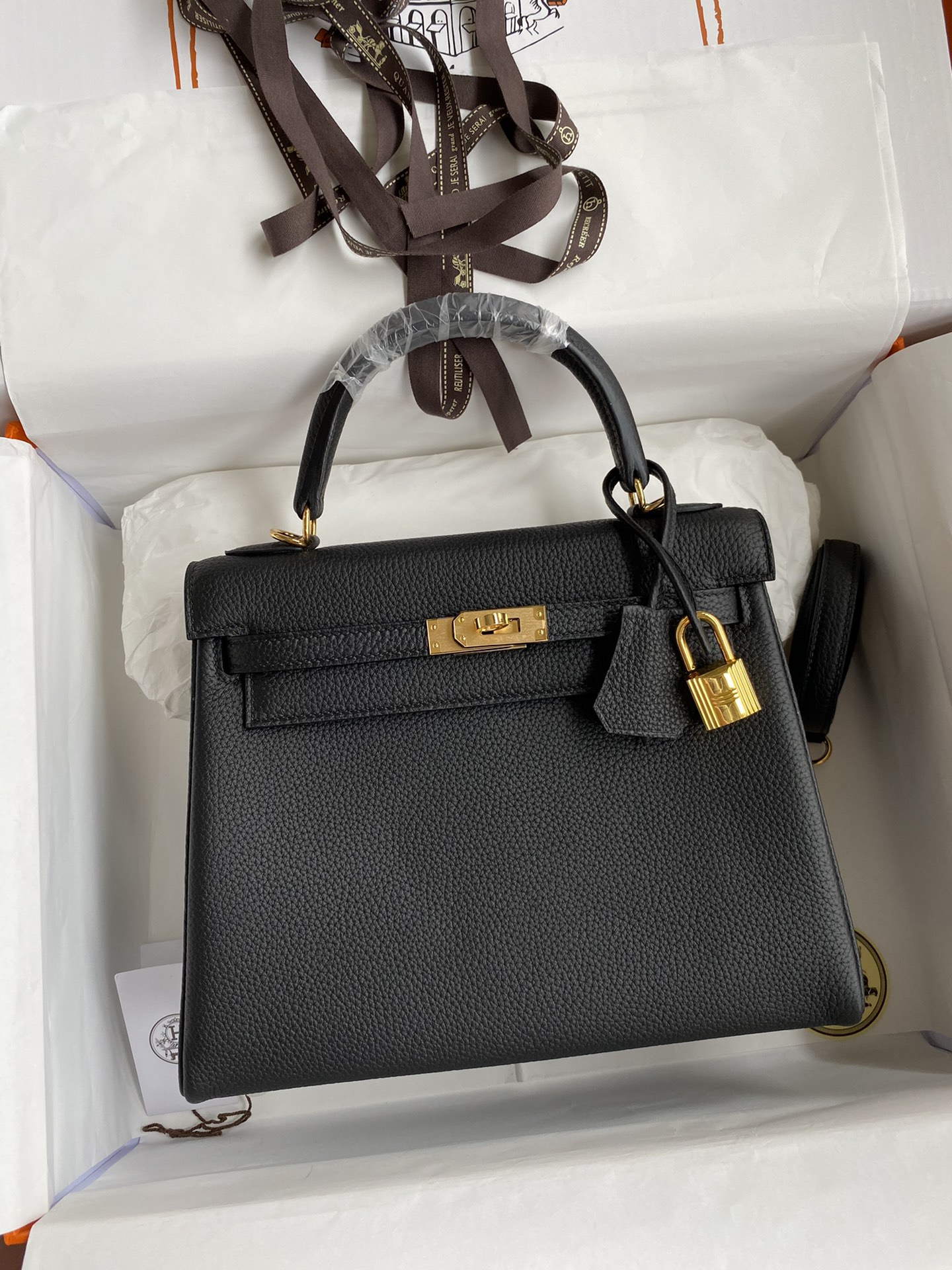 Hermes Kelly 28cm Handbag Shoulder Bag in Black Togo Leather